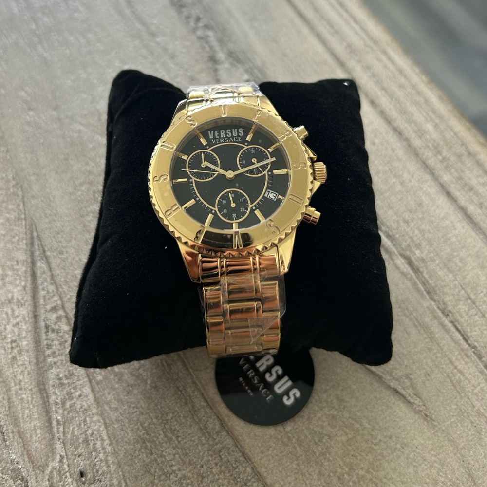 COPY - Gold Versace Watch